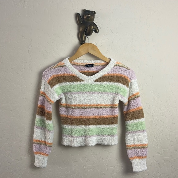 5 for $25🌈 Art Class sweater long sleeve v neck fuzzy girls size M 7/8 - Picture 1 of 7